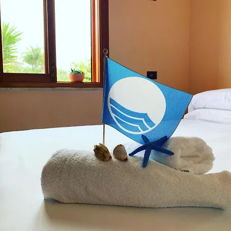 فندق مبيت وإفطار Ostelllo Marina Di سبرلونغا