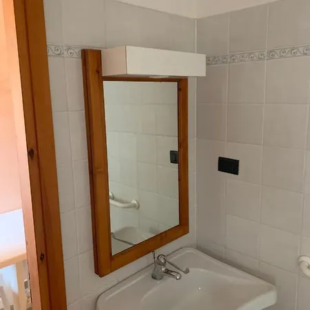فندق مبيت وإفطار Ostelllo Marina Di