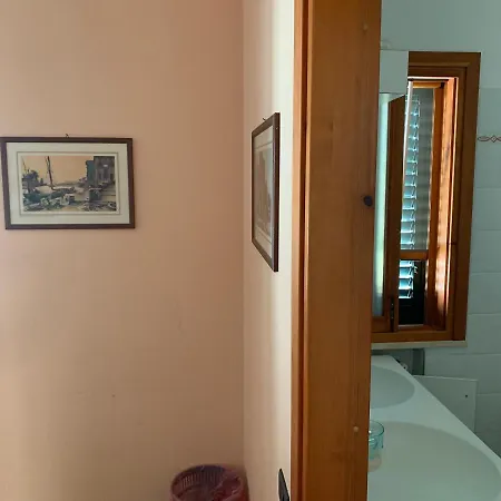 Ostelllo Marina Di فندق مبيت وإفطار